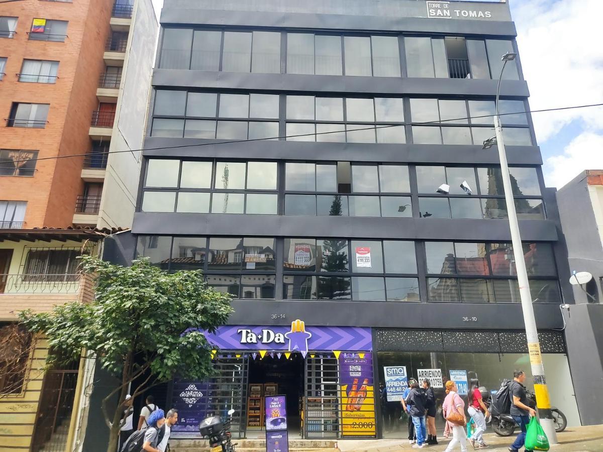 Hermoso Apartaestudio Calle Del Tranvia Medellin