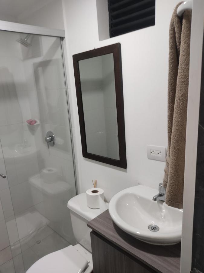 Hermoso Apartaestudio Calle Del Tranvia *