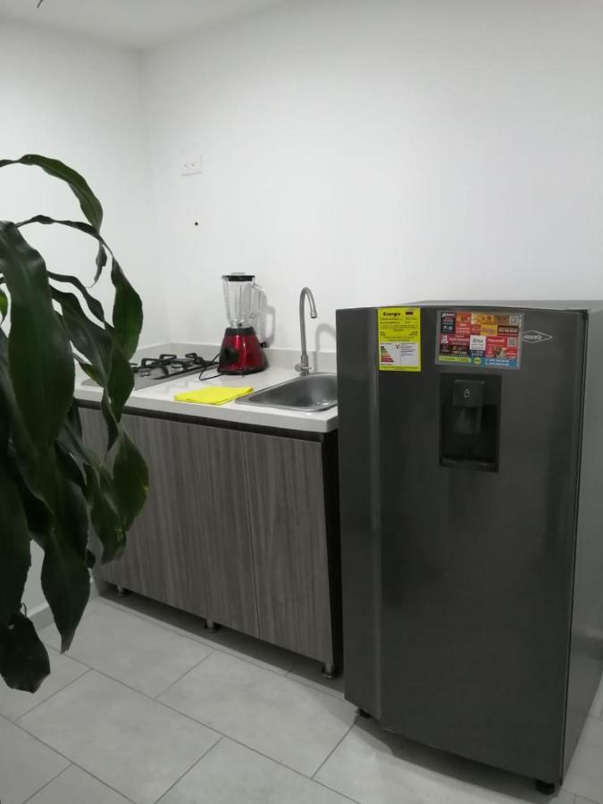 Hermoso Apartaestudio Calle Del Tranvia Apartment Medellin